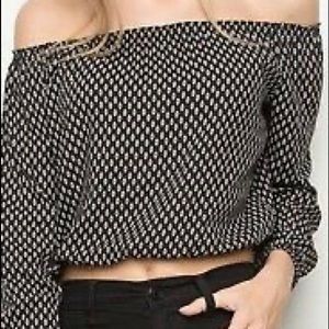 Brandy Melville off the shoulder top